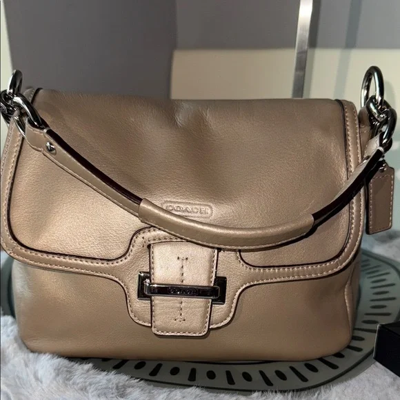 Coach Beige Leather Shoulder Bag - Picture 2 of 12